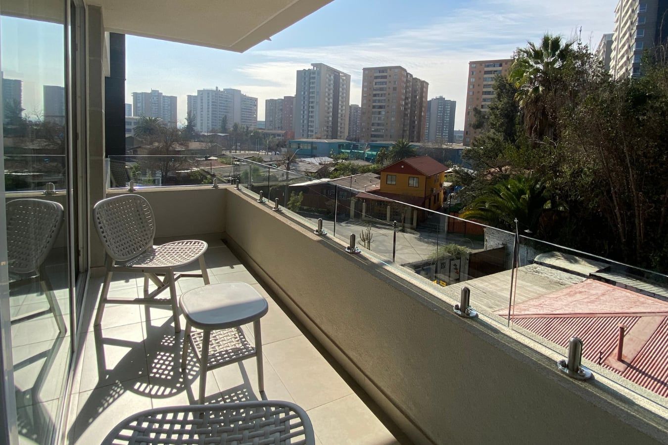 Terraza de un departamento en Mirador Activa, con vista a la ciudad